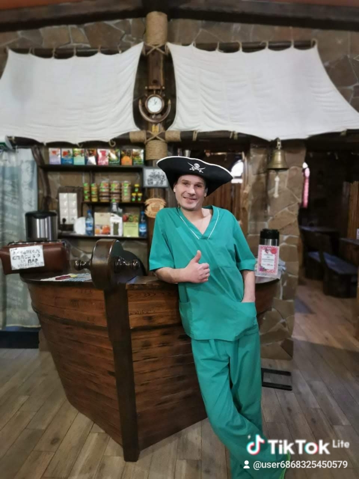 Фото девушка Виталий