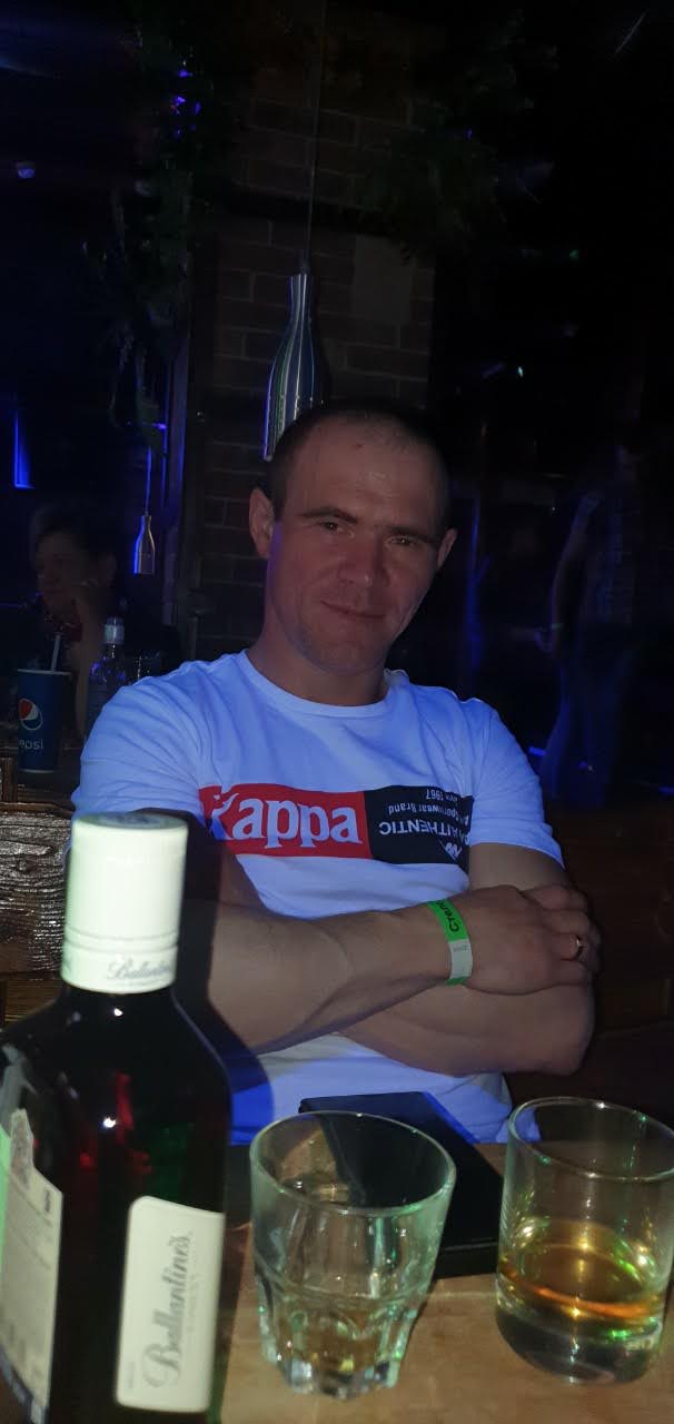 Знакомство. Фото. Нажмите, чтобы увеличить