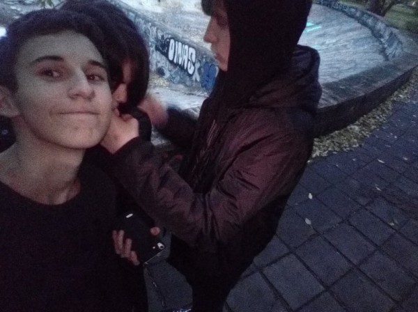 Знакомство. Фото. Нажмите, чтобы увеличить