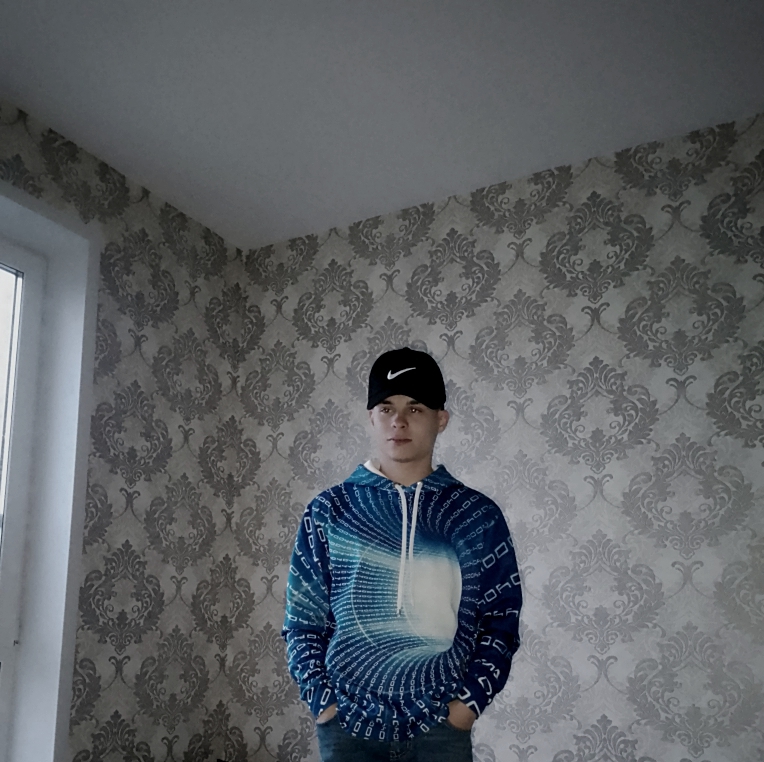 Фото девушка Олег