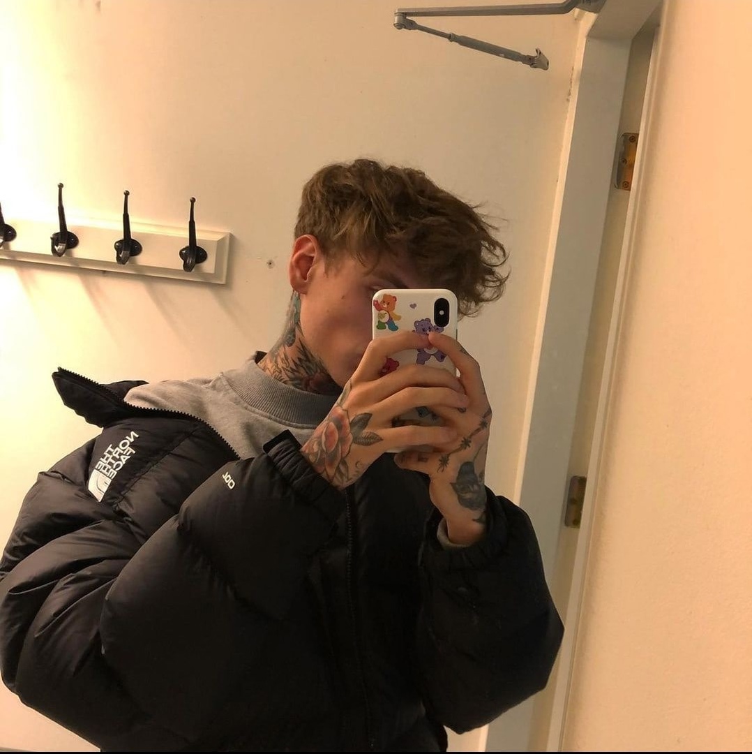 Фото девушка Артем