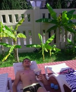 Знакомство. Фото. Нажмите, чтобы увеличить