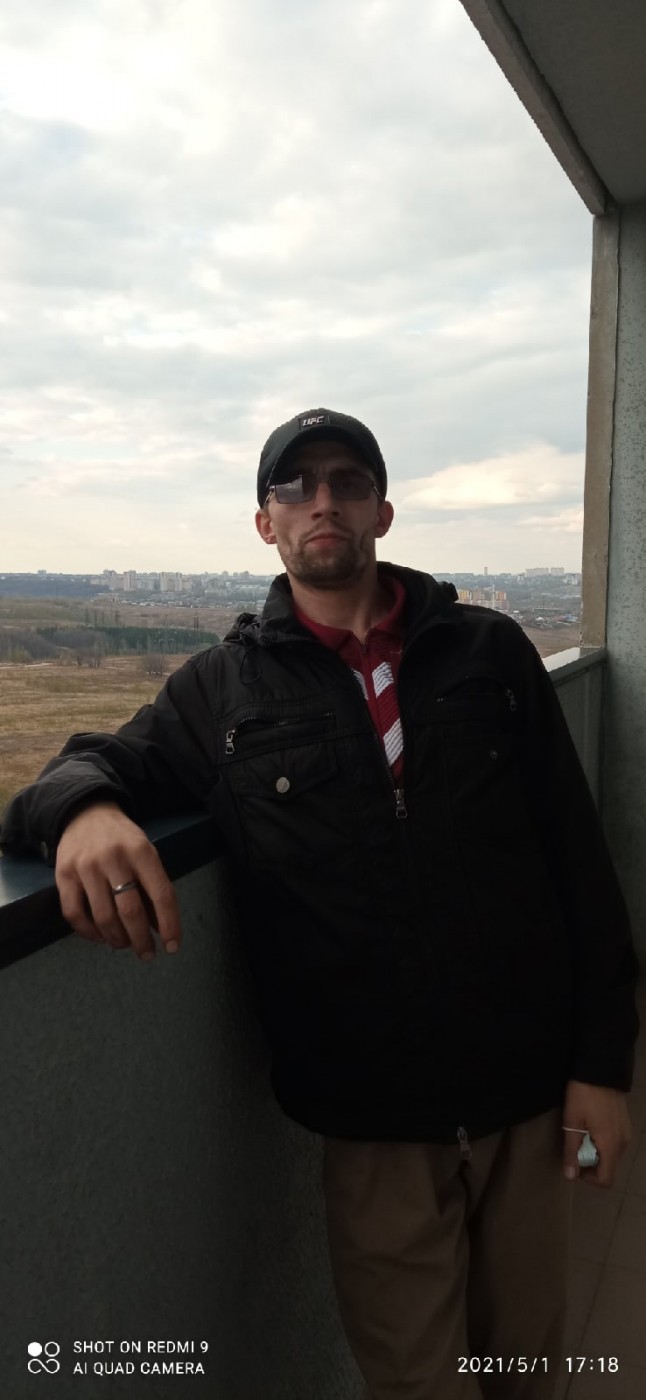 Знакомство. Фото. Нажмите, чтобы увеличить