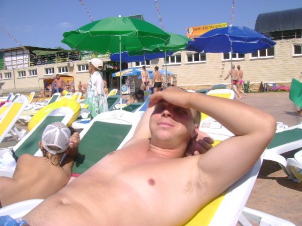 Знакомство. Фото. Нажмите, чтобы увеличить