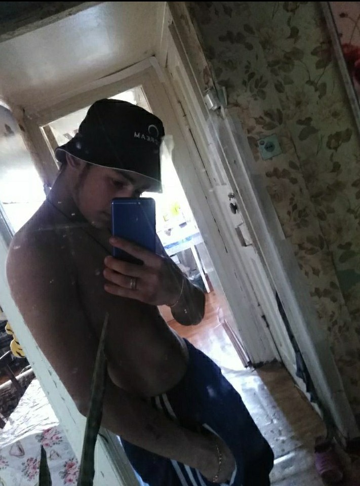 Знакомство. Фото. Нажмите, чтобы увеличить