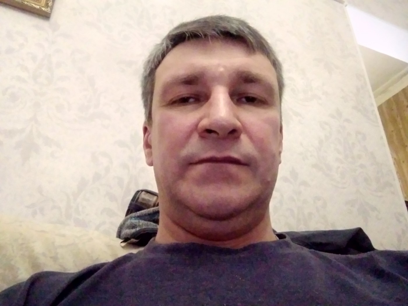 Знакомство. Фото. Нажмите, чтобы увеличить