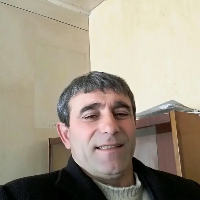 Знакомство. Фото. Нажмите, чтобы увеличить