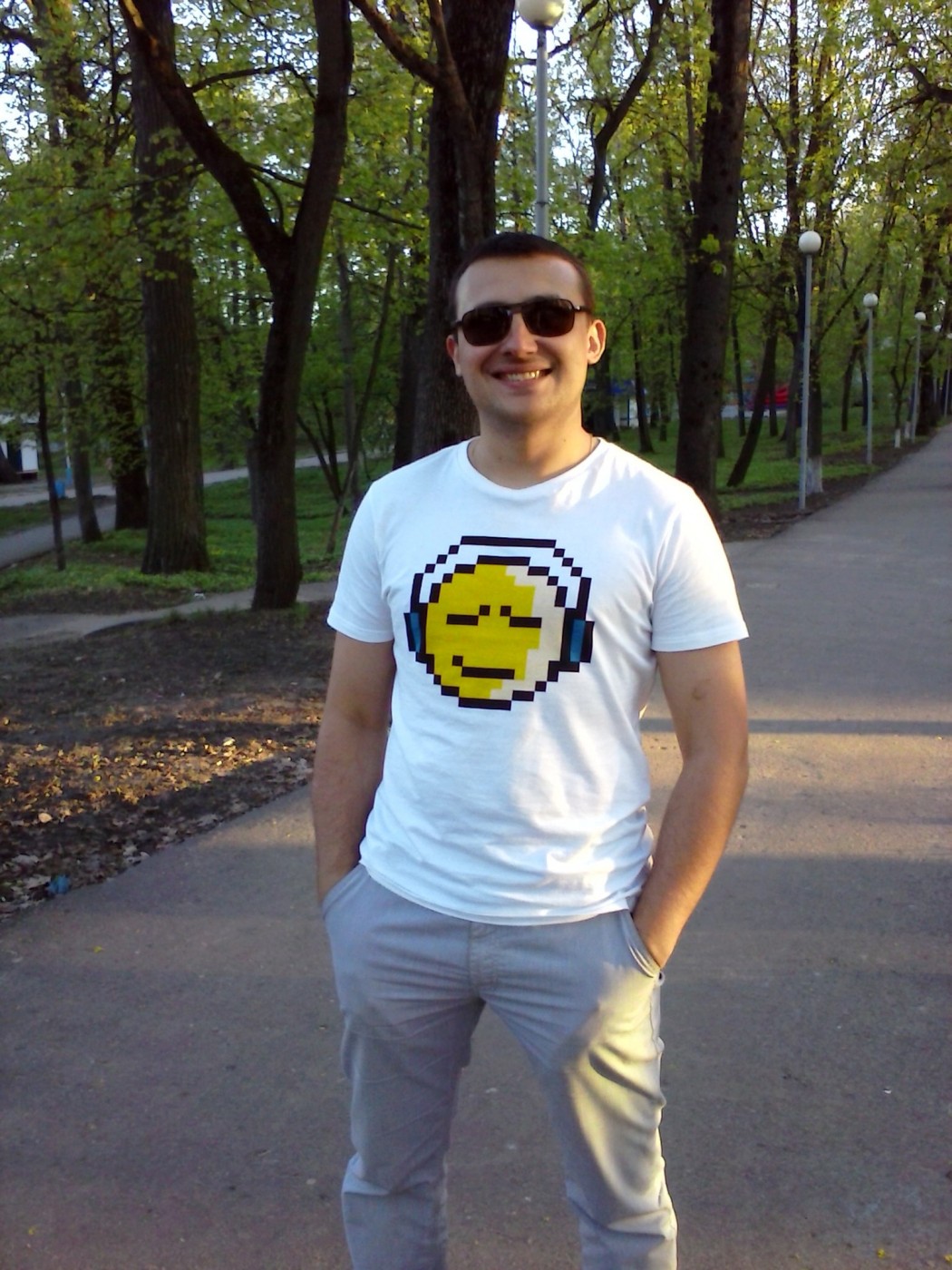 Знакомство. Фото. Нажмите, чтобы увеличить