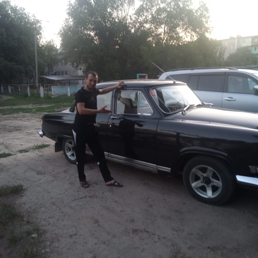 Знакомство. Фото. Нажмите, чтобы увеличить