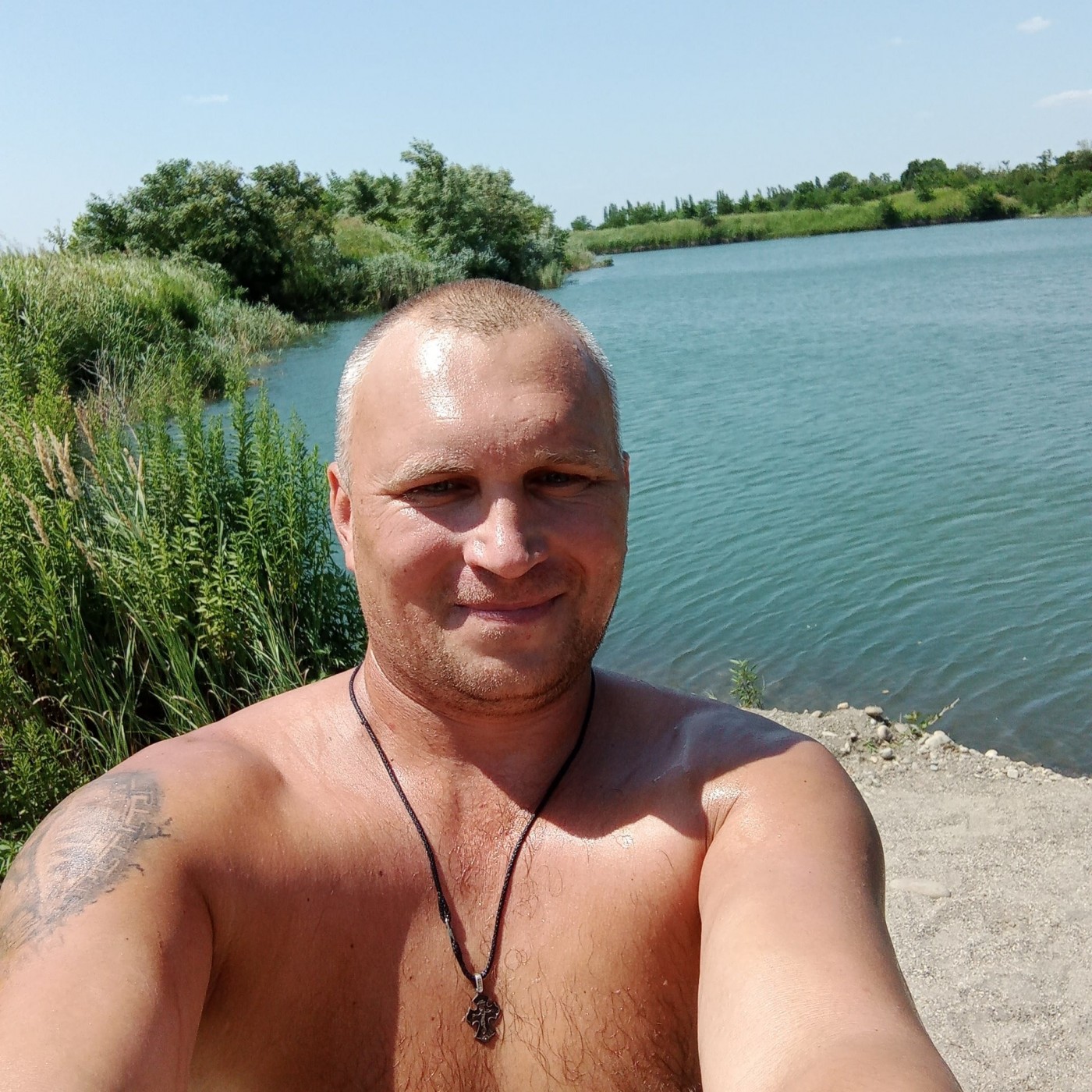 Знакомство. Фото. Нажмите, чтобы увеличить