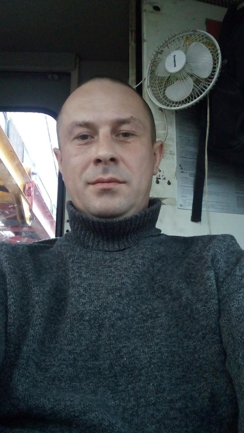 Знакомство. Фото. Нажмите, чтобы увеличить