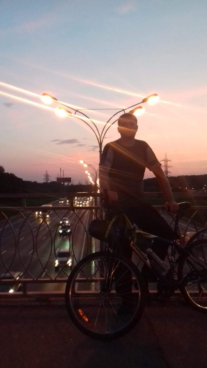 Знакомство. Фото. Нажмите, чтобы увеличить