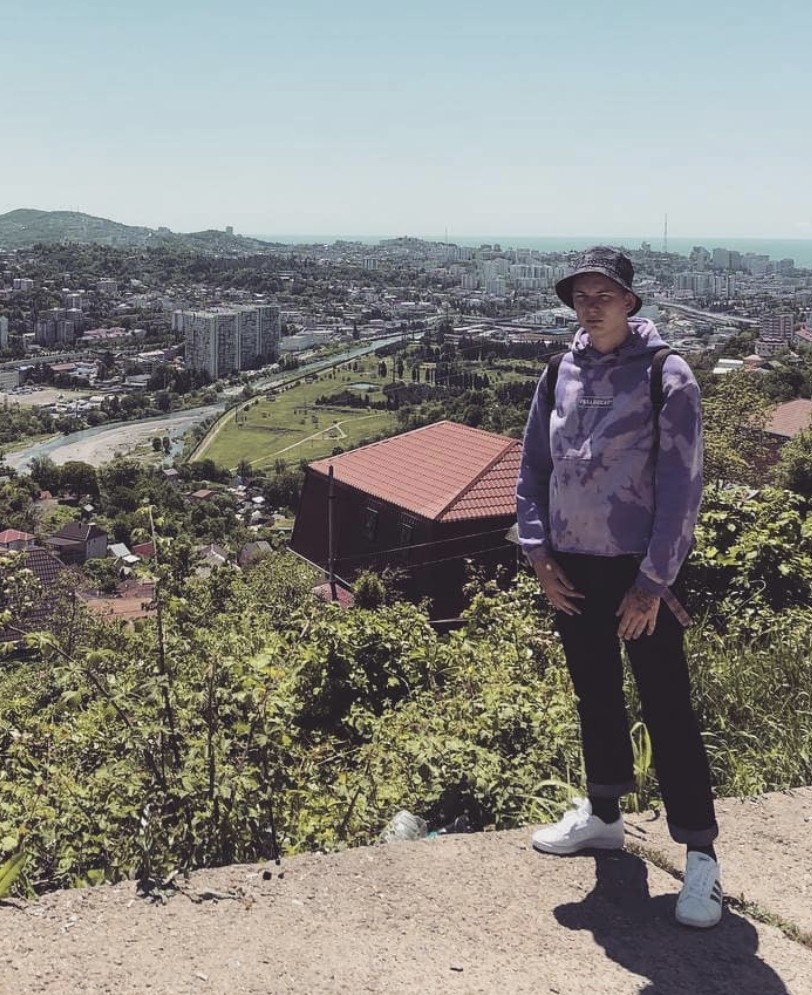 Знакомство. Фото. Нажмите, чтобы увеличить