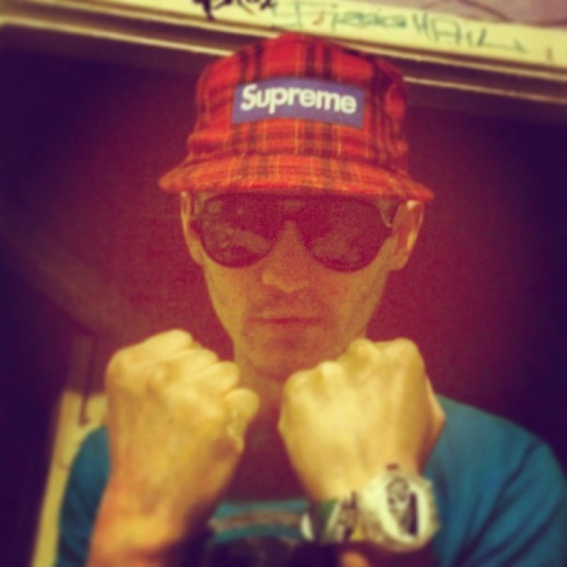 Знакомство. Фото. Нажмите, чтобы увеличить