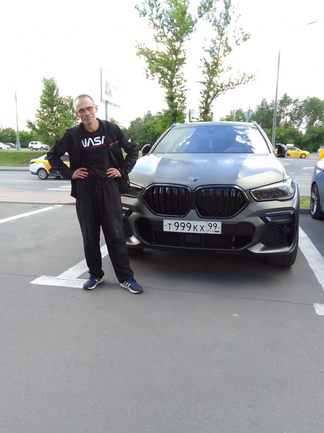 Знакомство. Фото. Нажмите, чтобы увеличить