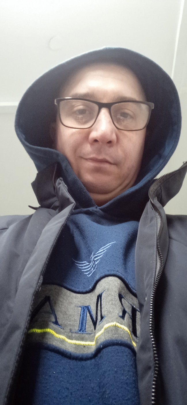 Знакомство. Фото. Нажмите, чтобы увеличить