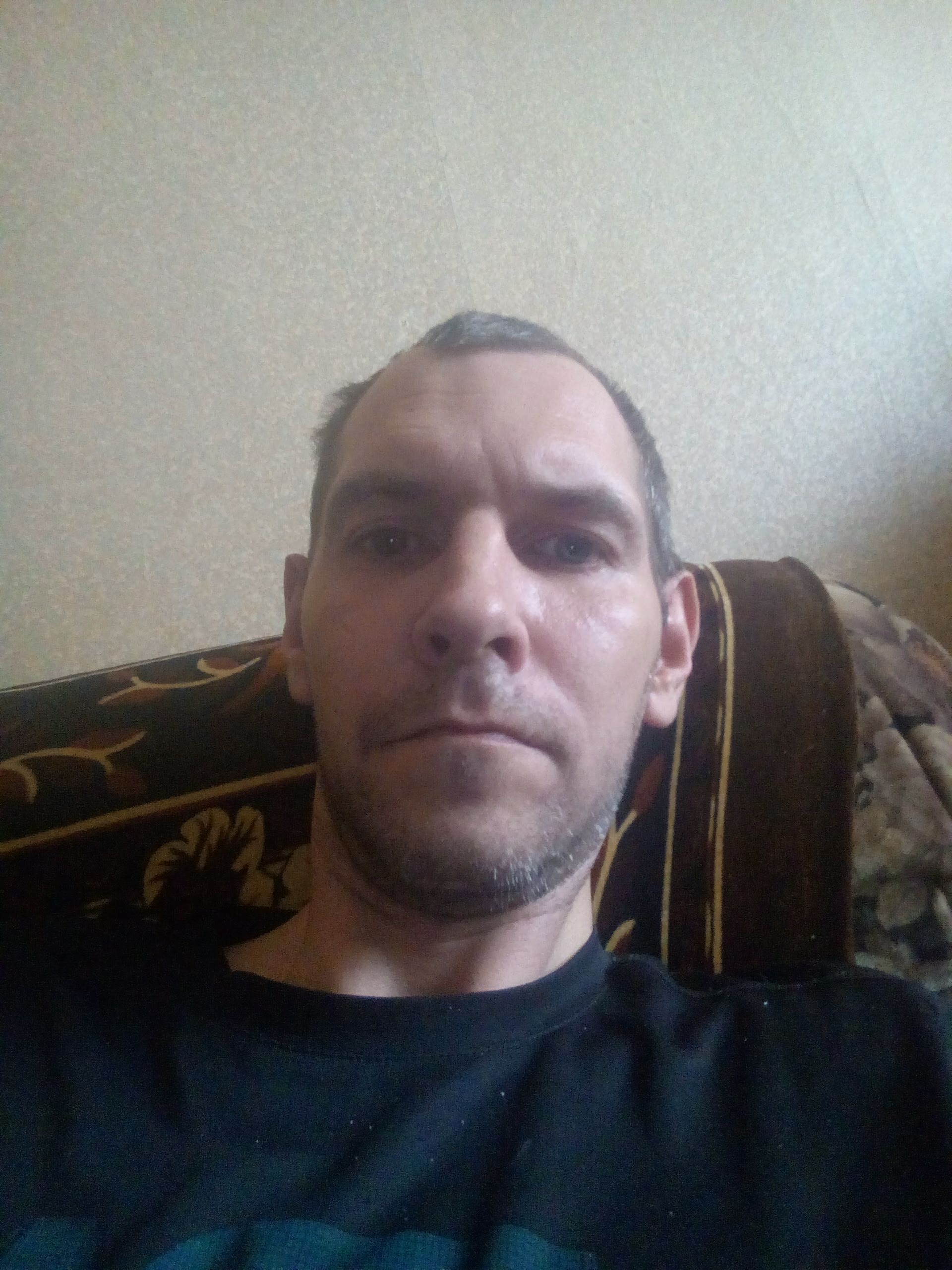 Знакомство. Фото. Нажмите, чтобы увеличить