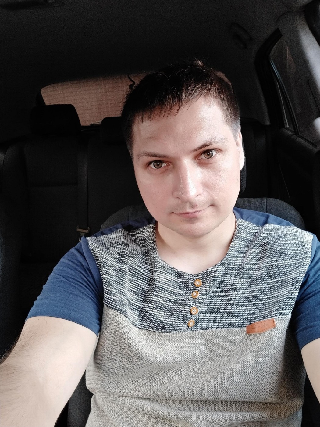 Знакомство. Фото. Нажмите, чтобы увеличить