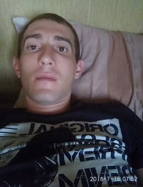 Знакомство. Фото. Нажмите, чтобы увеличить