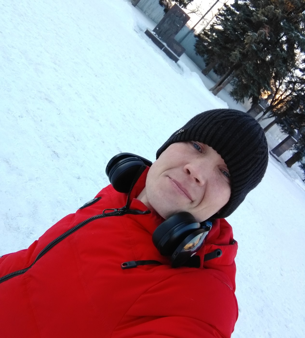 Знакомство. Фото. Нажмите, чтобы увеличить