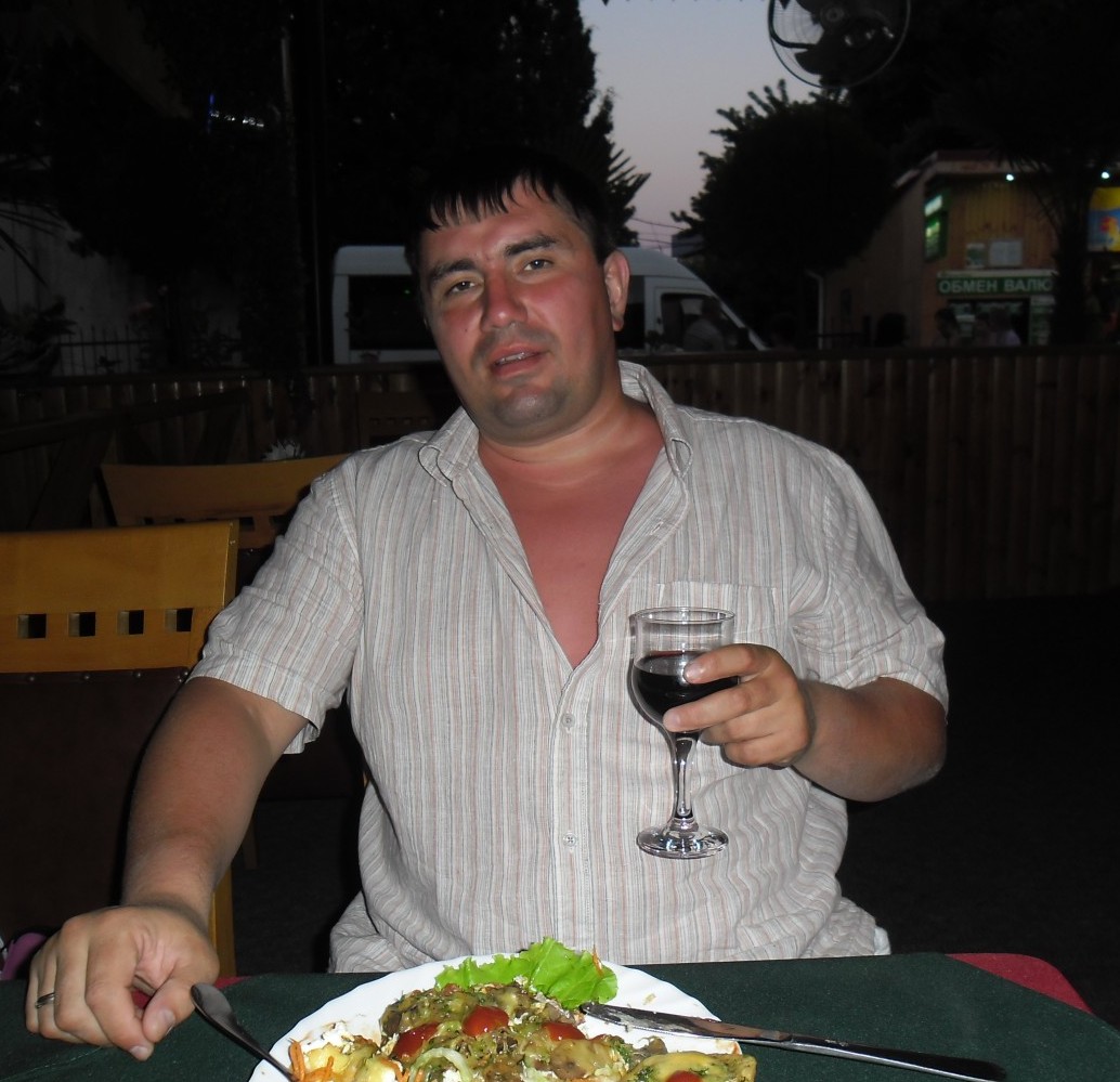 Знакомство. Фото. Нажмите, чтобы увеличить