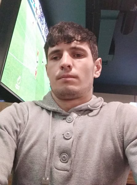 Знакомство. Фото. Нажмите, чтобы увеличить