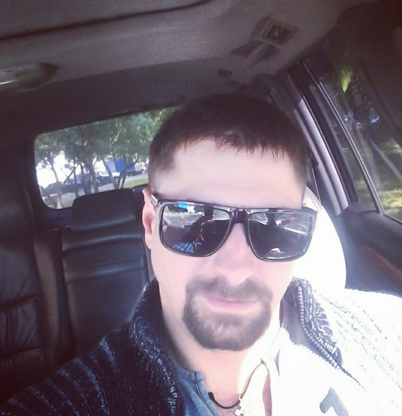 Знакомство. Фото. Нажмите, чтобы увеличить