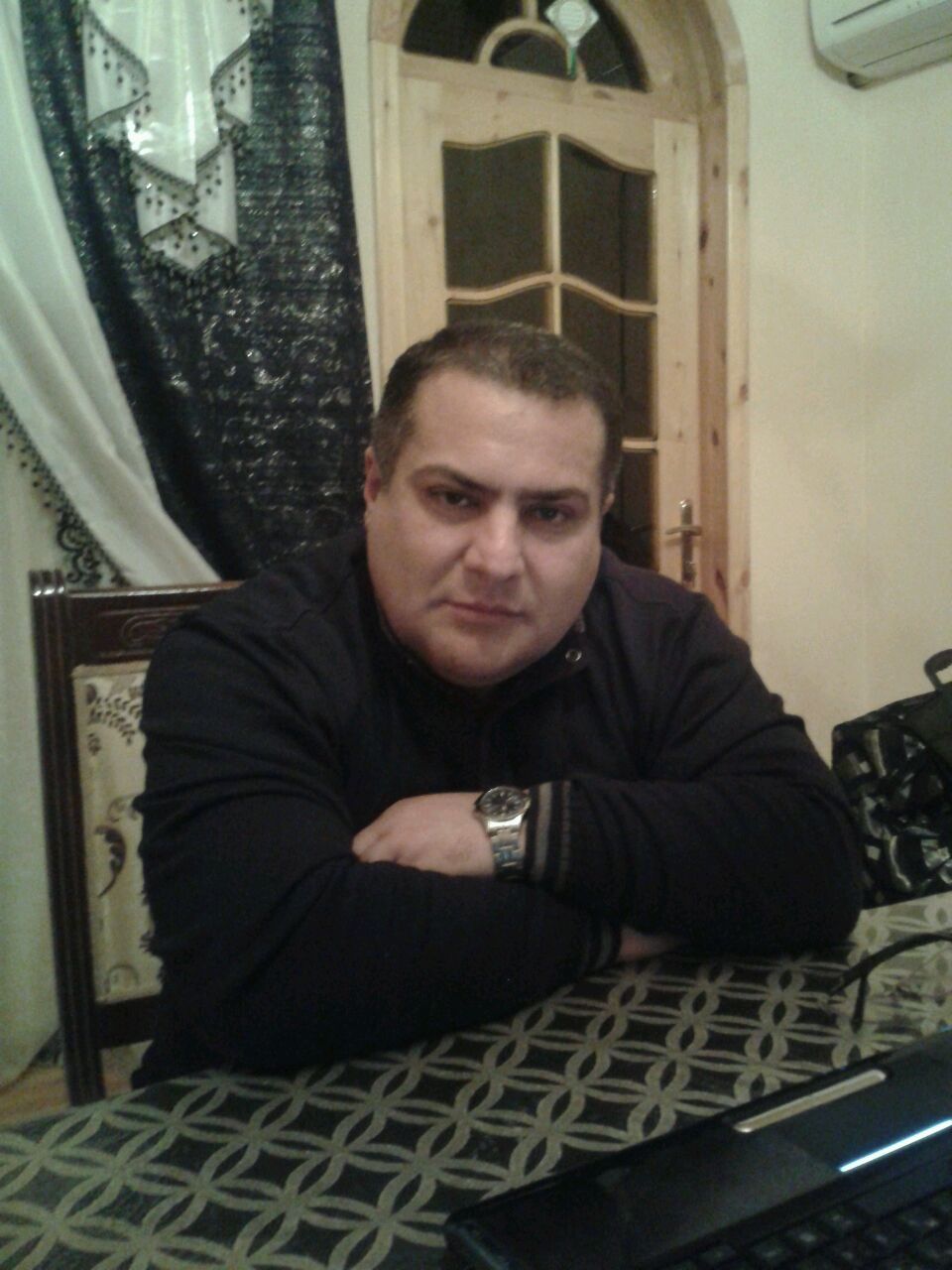 Знакомство. Фото. Нажмите, чтобы увеличить