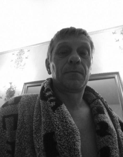 Знакомство. Фото. Нажмите, чтобы увеличить