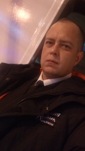 Знакомство. Фото. Нажмите, чтобы увеличить