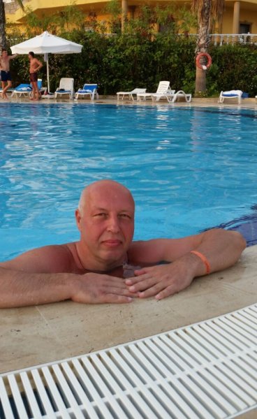 Знакомство. Фото. Нажмите, чтобы увеличить