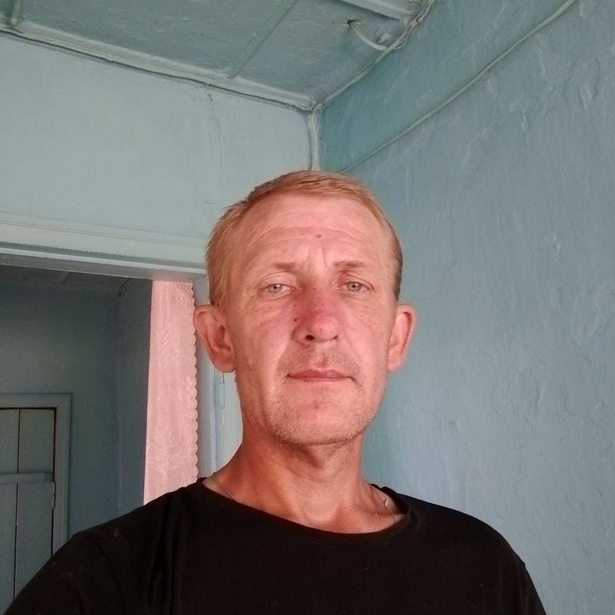 Знакомство. Фото. Нажмите, чтобы увеличить