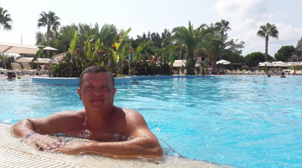 Знакомство. Фото. Нажмите, чтобы увеличить