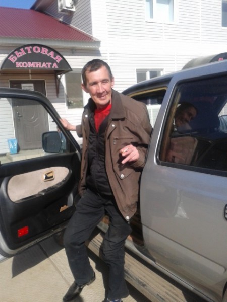 Знакомство. Фото. Нажмите, чтобы увеличить