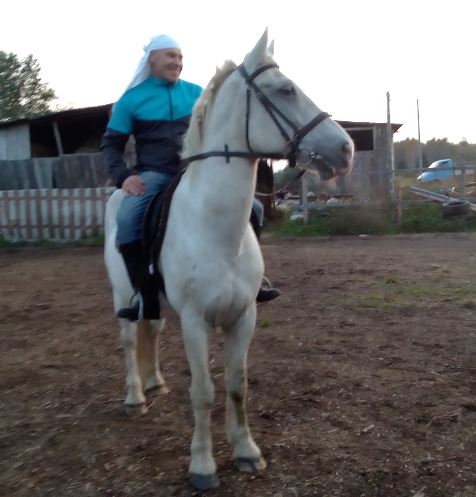 Знакомство. Фото. Нажмите, чтобы увеличить