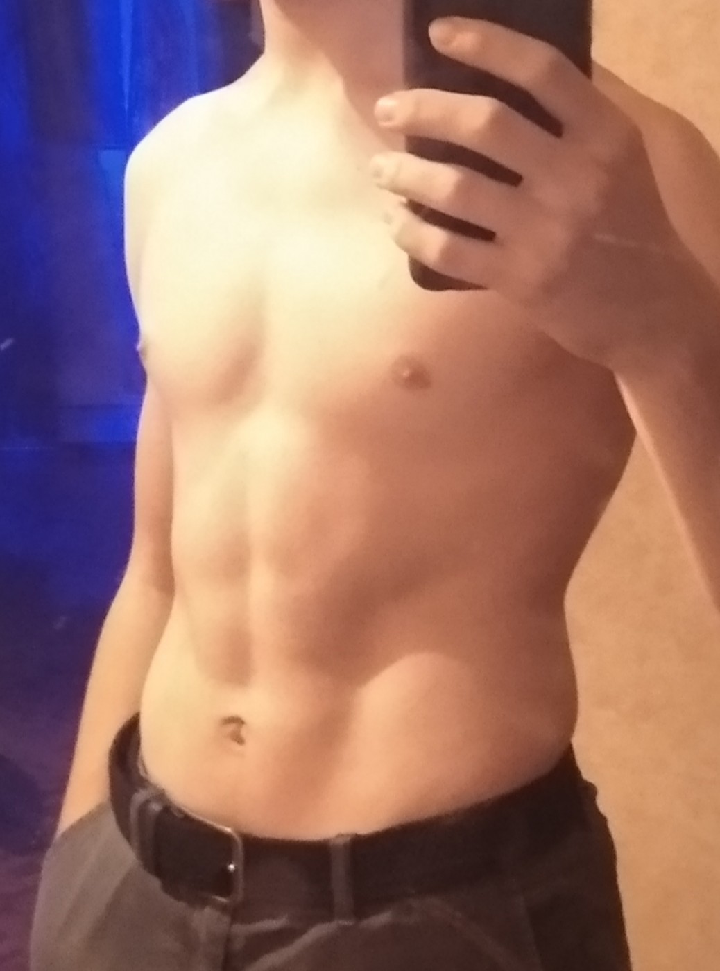 Знакомство. Фото. Нажмите, чтобы увеличить