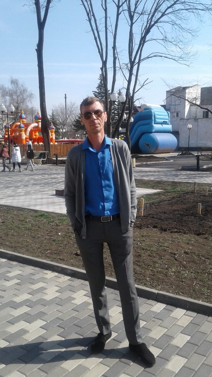 Знакомство. Фото. Нажмите, чтобы увеличить