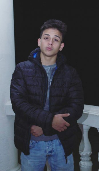 Знакомство. Фото. Нажмите, чтобы увеличить