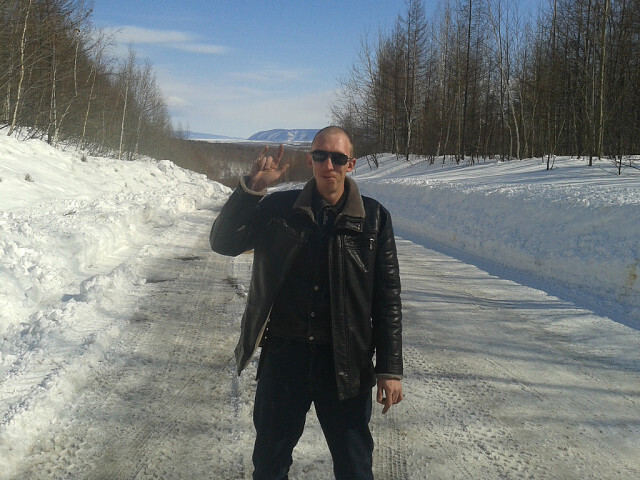 Знакомство. Фото. Нажмите, чтобы увеличить