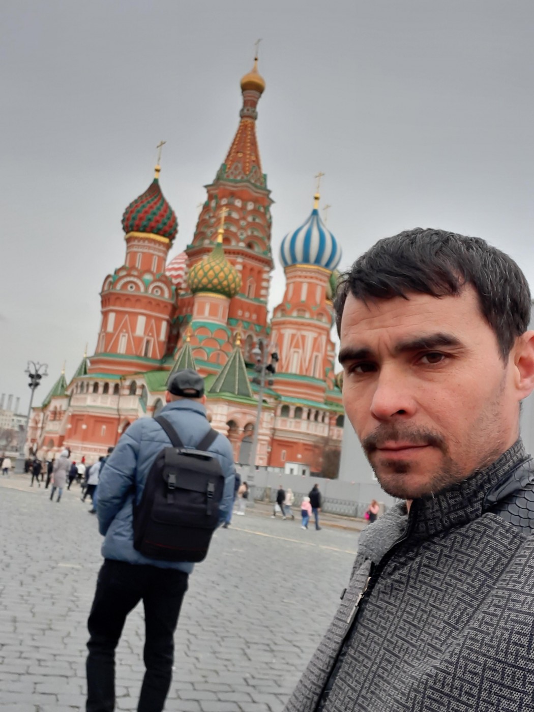 Знакомство. Фото. Нажмите, чтобы увеличить