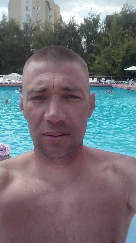 Знакомство. Фото. Нажмите, чтобы увеличить