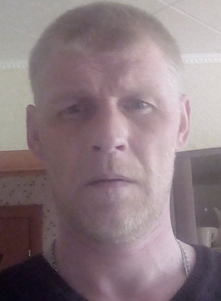 Знакомство. Фото. Нажмите, чтобы увеличить