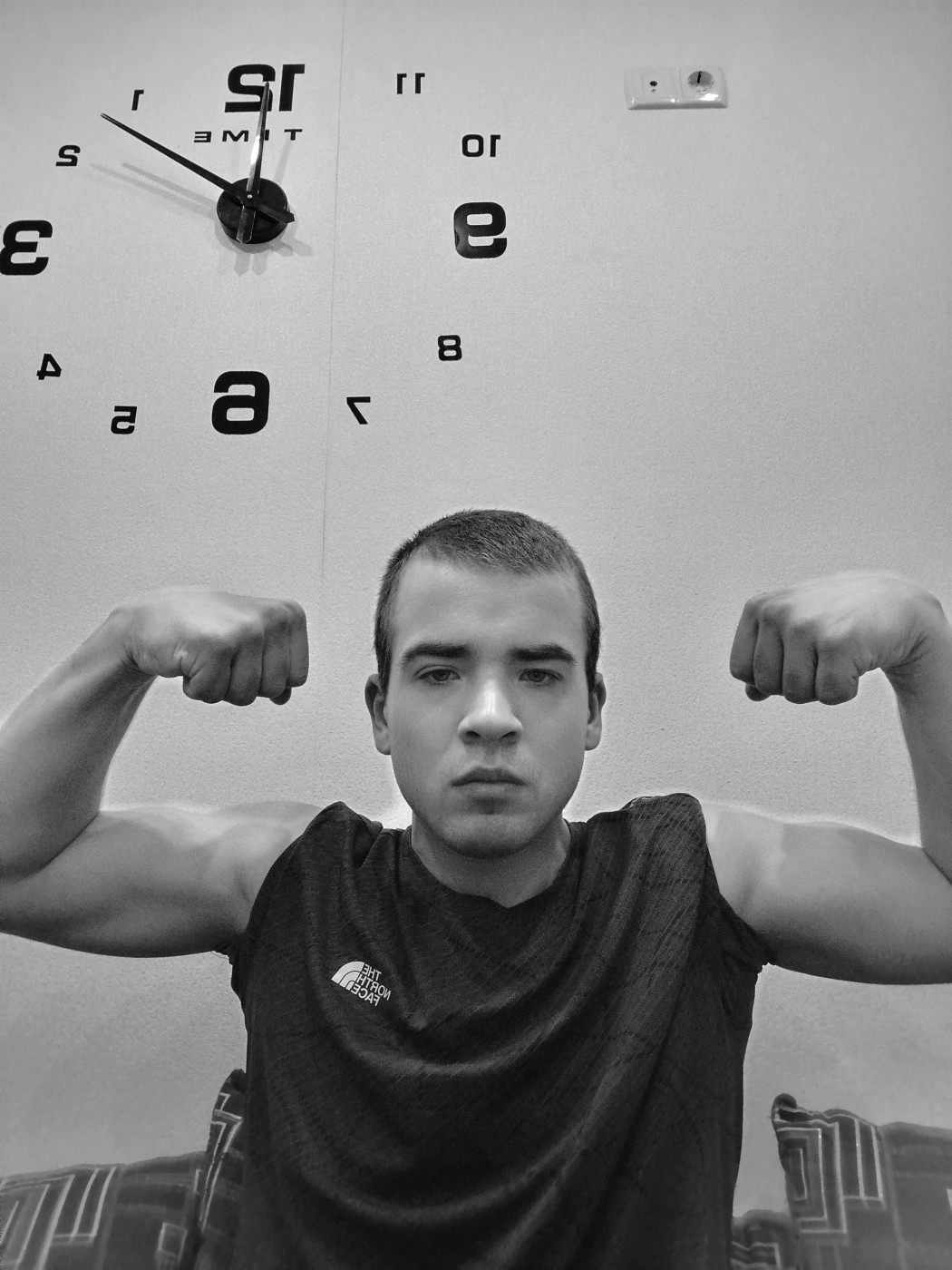 Хочу девушку. Алексей