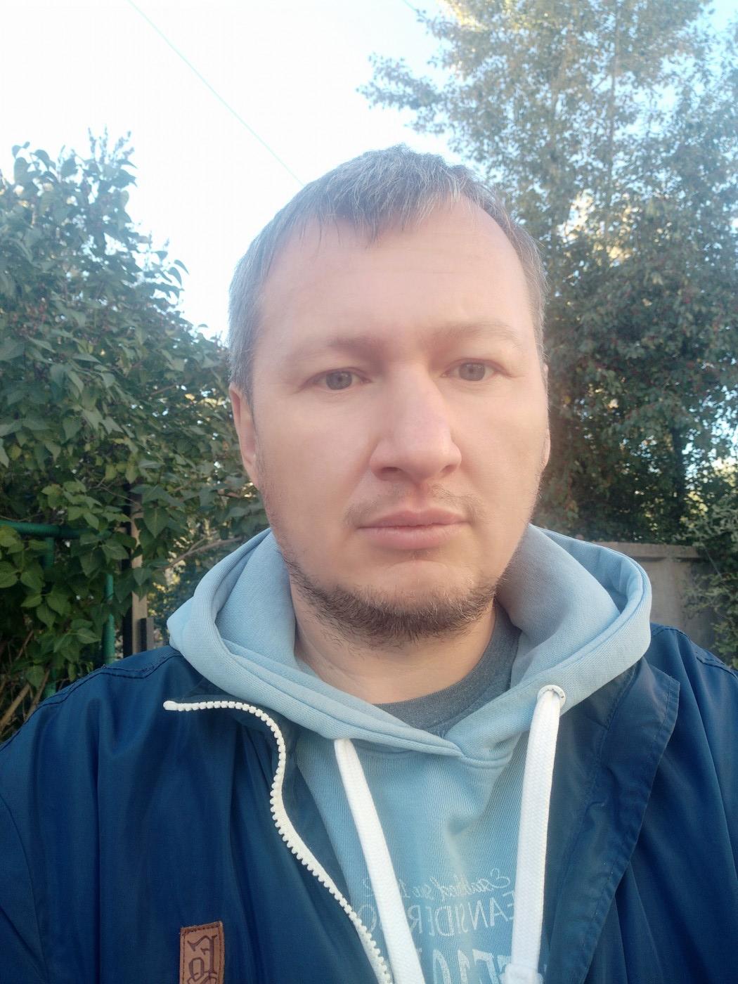 Знакомство. Фото. Нажмите, чтобы увеличить