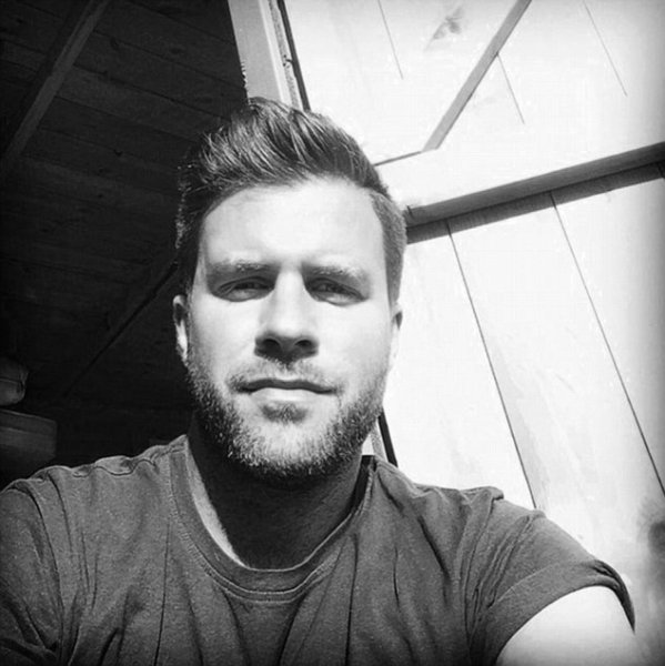 Знакомство. Фото. Нажмите, чтобы увеличить