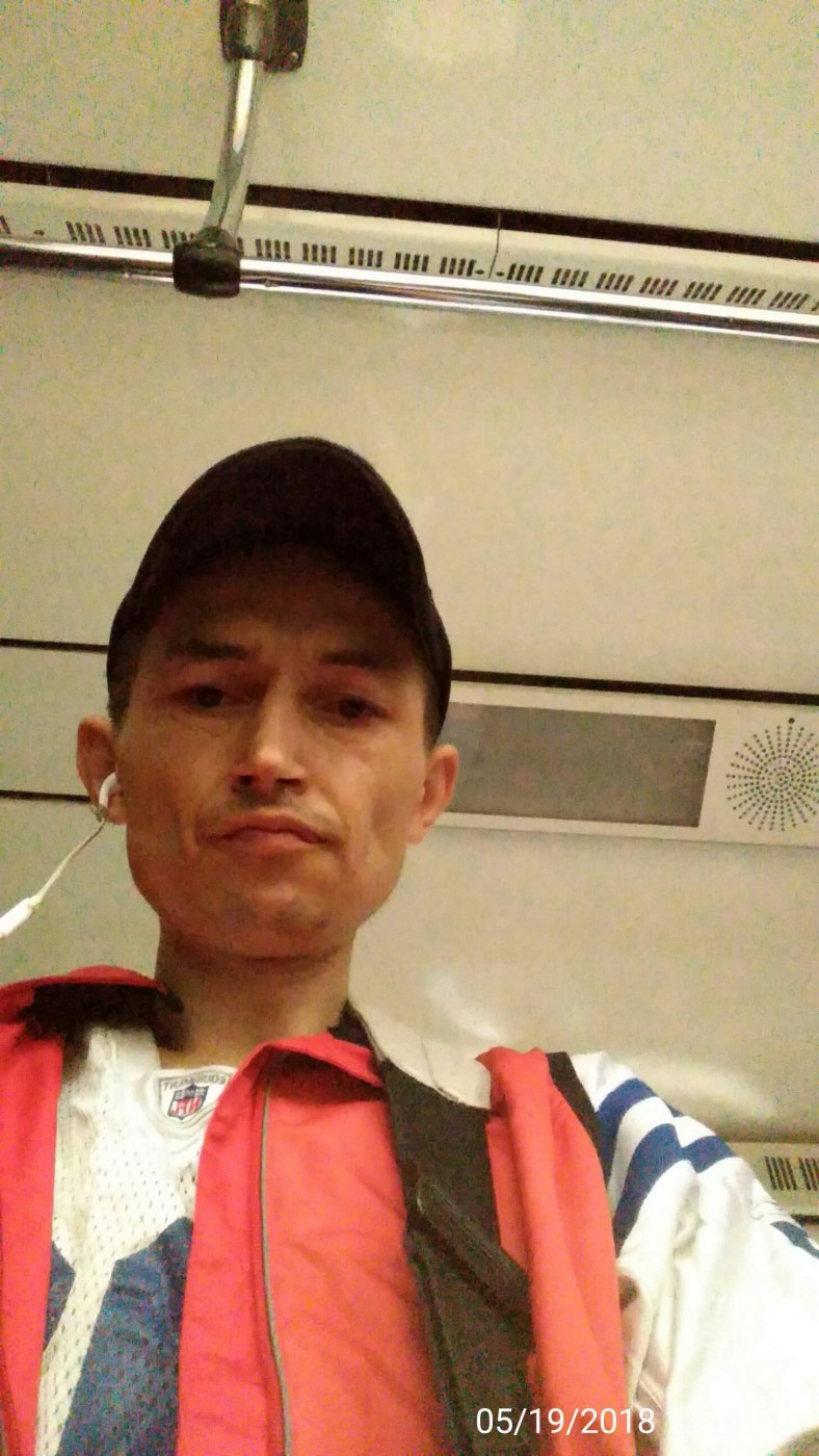 Знакомство. Фото. Нажмите, чтобы увеличить