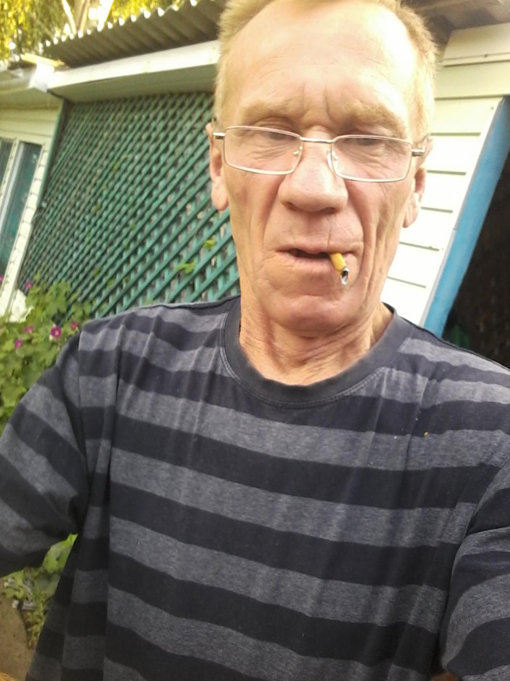 Знакомство. Фото. Нажмите, чтобы увеличить