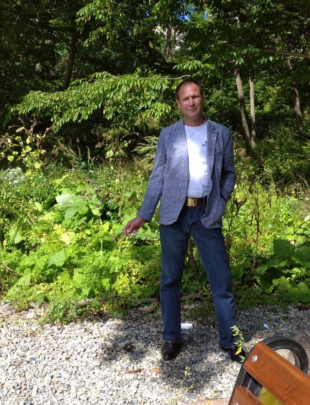 Знакомство. Фото. Нажмите, чтобы увеличить