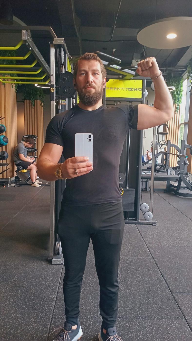 Фото девушка Aziz