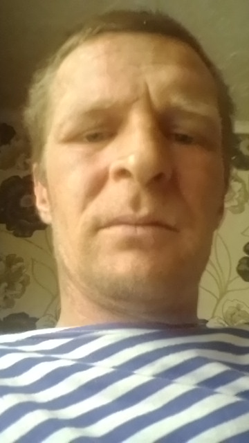 Знакомство. Фото. Нажмите, чтобы увеличить